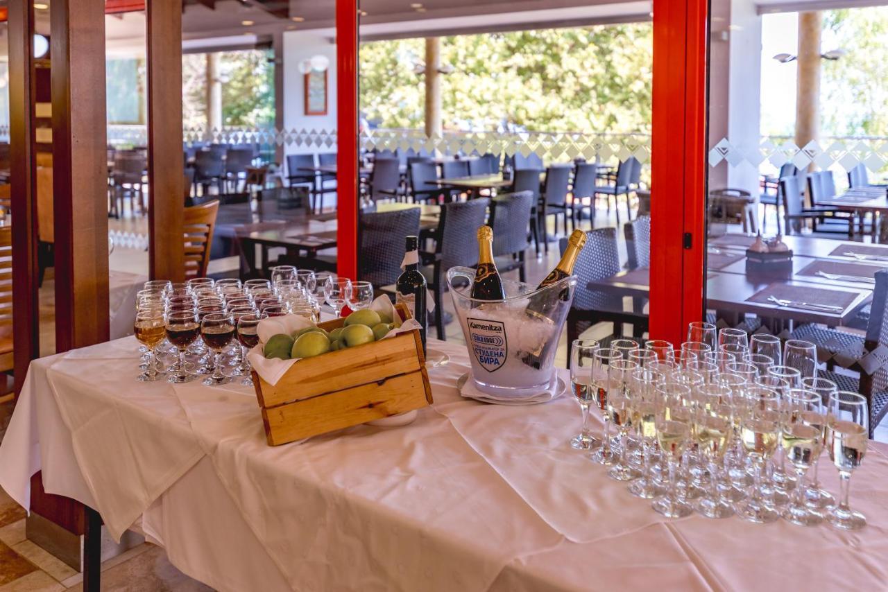 Kaliakra Beach Hotel Αλμπένα Εξωτερικό φωτογραφία